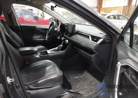 2019 Toyota Rav4 Le z USA, uszkodzony, nr VIN 2T3H1RFV9KW038851